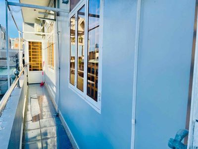 The underprivileged dorm. Walk through the pmqt District 12.