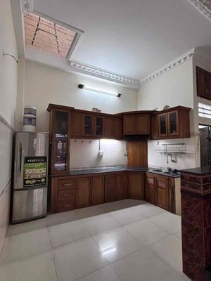 We're renting an apartment to the 7th Street.