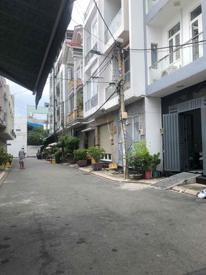 Rent a free parking house 4 x12 at 7 million