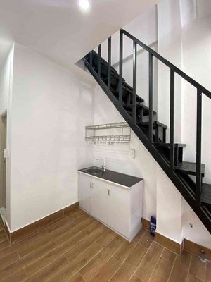 The new house has been built to a total of 2.5 x 6 meters per floor on the very first floor.
