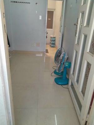 Women's room.