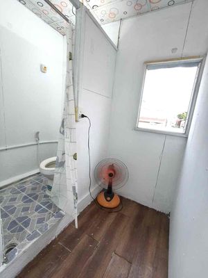 The private room tolet - open window - free hours - do not share master