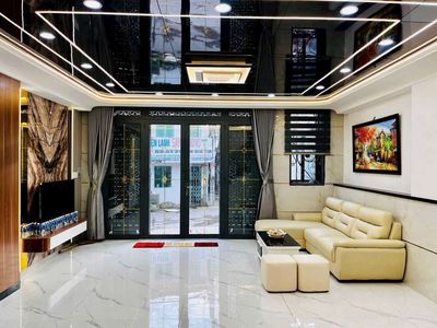 Rent a Liên Khu 10-11_Phan 6 m10 meters per float 3 stories, 5 bedrooms