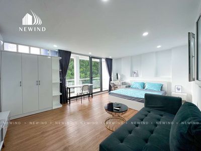 Opens the flat full of furniture near the Him Lam-Jeanne Mart near the University of Rmit-D