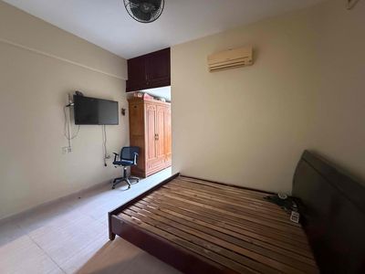 Rent apartment 75 meters, two bedrooms, toilet, corner of two balconys, three windows.