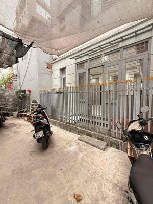 House 1 :3 3rd floor bedroom 3 3 toilet 5 x10 m 1041 trần xuân soạn Alley