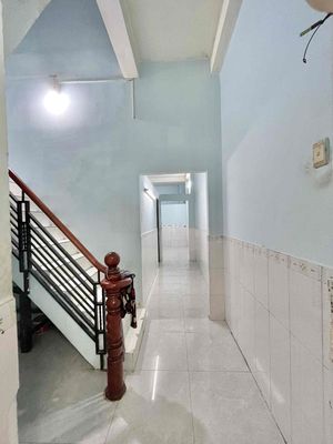 4 x19 1 3rd floor, New Winter Road