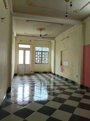 house 5 room 4 X 20 M Tạ Uyên
