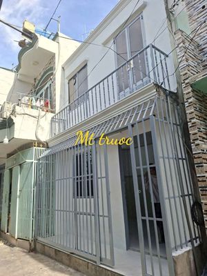 3 rooms 4 X 20 M