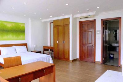 To the base of the 7-room pancakes with furniture plus 1 nest.