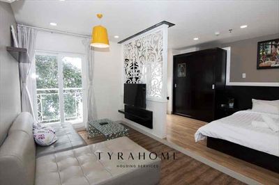 The 1st bedroom, 65 meters, Nguyễn Văn Trỗi, Escalation 10, Phú Nhuận, there's swimming pool, Gym, Sauna.