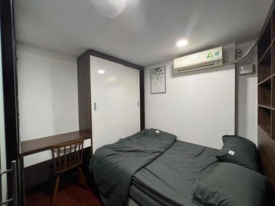 Rent the new two bedrooms 100% wide, clear the way to Bến Thành District 1.