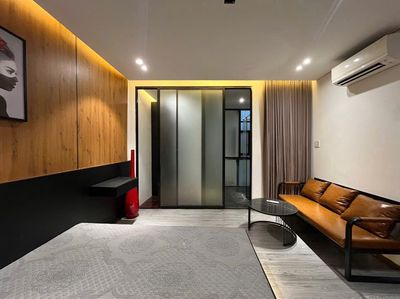 Rent a service apartment. A bedroom.