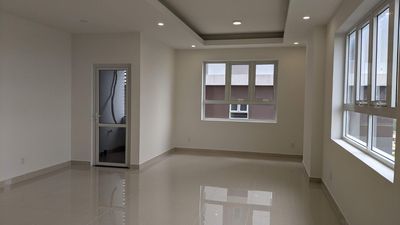 Rent officetel Lavita Charm - corner, good price, near Metro.