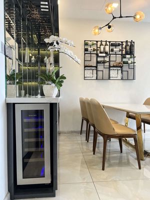 Rent the 1st county apartment. Vinhomes Golden River BaSon 2 bedrooms
