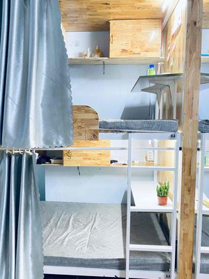 The high-priced dorm.