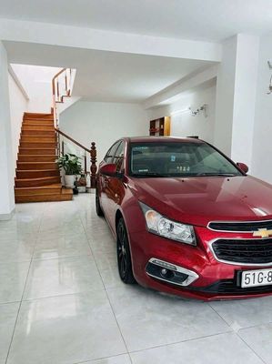 We need to rent a pttn near an optimistic market. 1 MM 3th floor 4 bedroom 4 ws