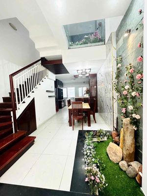The square 4 KDC Nam Long Phú Thuận Front Room is next to Mount Fuji