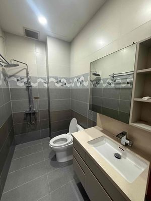 Rent a Cityland Bedroom with an elevator on it.