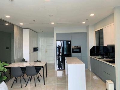 We need to get a quick apartment, a one-room room this month, clear view, new interior!