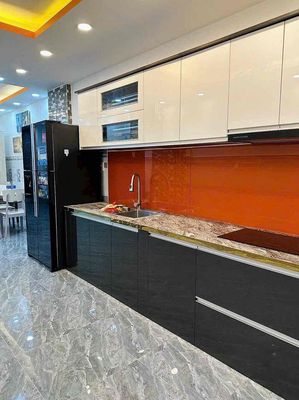 renting a Bùi Văn Ba 21 million cash house