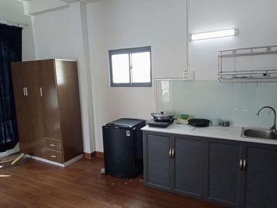 Big, new, nice, high-end furniture, nice, now free room.