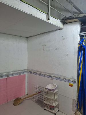 The people's room.