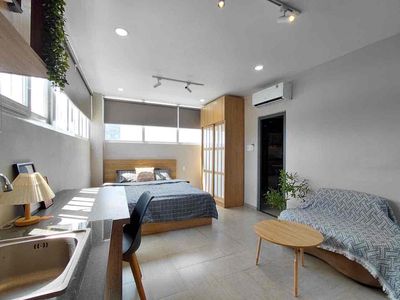 interior room full - available