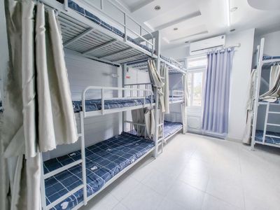 For a month of male/woman dorm near industrial college, um...