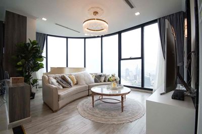 Rent the 3th Guardian, 126 m.2 Vinhomes Golden River BaSon.