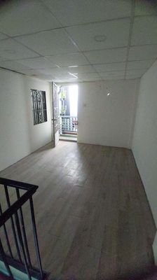Rent a small 3 X 5 M floor one bedroom close to tây Thạnh near the backmire