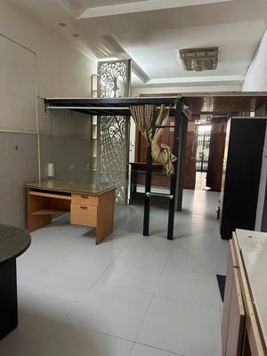 Check out the front room on Hồ Bá Phấn.