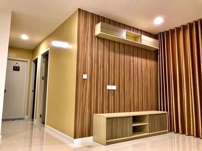 Need to rent a Central Premium Tạ Quang Bửu district 8