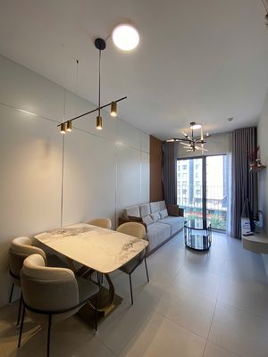 Full interior; Show lake chill chill(health); Rent 9.5 million a month.