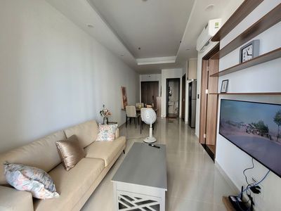 Right now, District 7 riverside has three bedrooms with air conditioning, Vouler toilets.