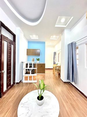 One bedroom, one kitchen.