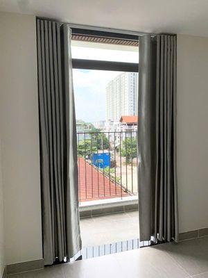Rent the Lê Bôi motel, 8-- one room!