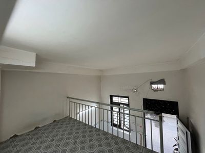Room kiot front Dương Quảng Hàm.