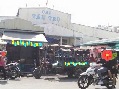 The alley across from the New Cylinder Market, 1878 15 Tân Bình near the market,