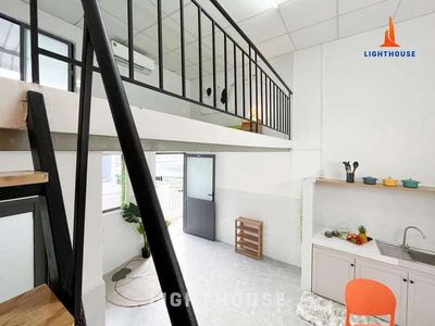 Rent room 40 meters wide, two meters high, four, four, near Mai Chi.