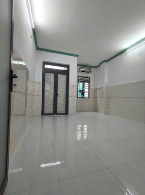 Four rooms ready air conditioning, Hậu Giang.