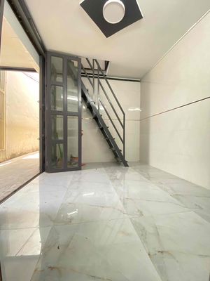 Rent a nice new house. Bà Hom. 6 millionth.