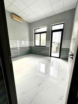 1 :1 .1 .2 second floor toilet 4 x 9 meters Bùi Văn Ba Zq1 Shire 7