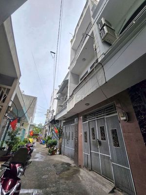 To rent the Lê Liễu 4x 12 M cast 1 ground, 2 floors: Four bedrooms, three toilets.