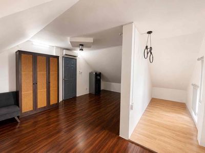 A separate garden apartment, a kitchen bedroom.