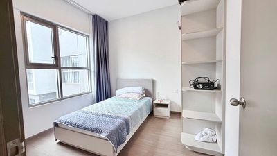Rent the corner of three bedrooms; Full & interior space. Hei Xiang, check the house