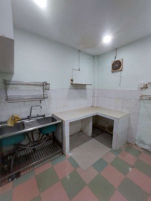 Rent a front house on Phạm Hùng C1. area.5 m. 1.2m)