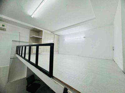 - A fullty piece of ground-cliquate furniture.