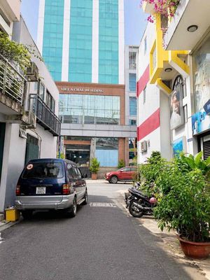 Rent an alley house near Phú Nhuận-Huỳnh Văn Bánh 4 x1 3rd floor bedroom
