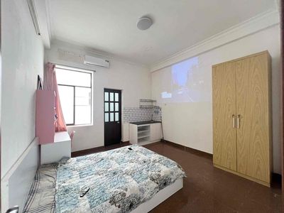 Walk right through college gtvt with just 5 p walking